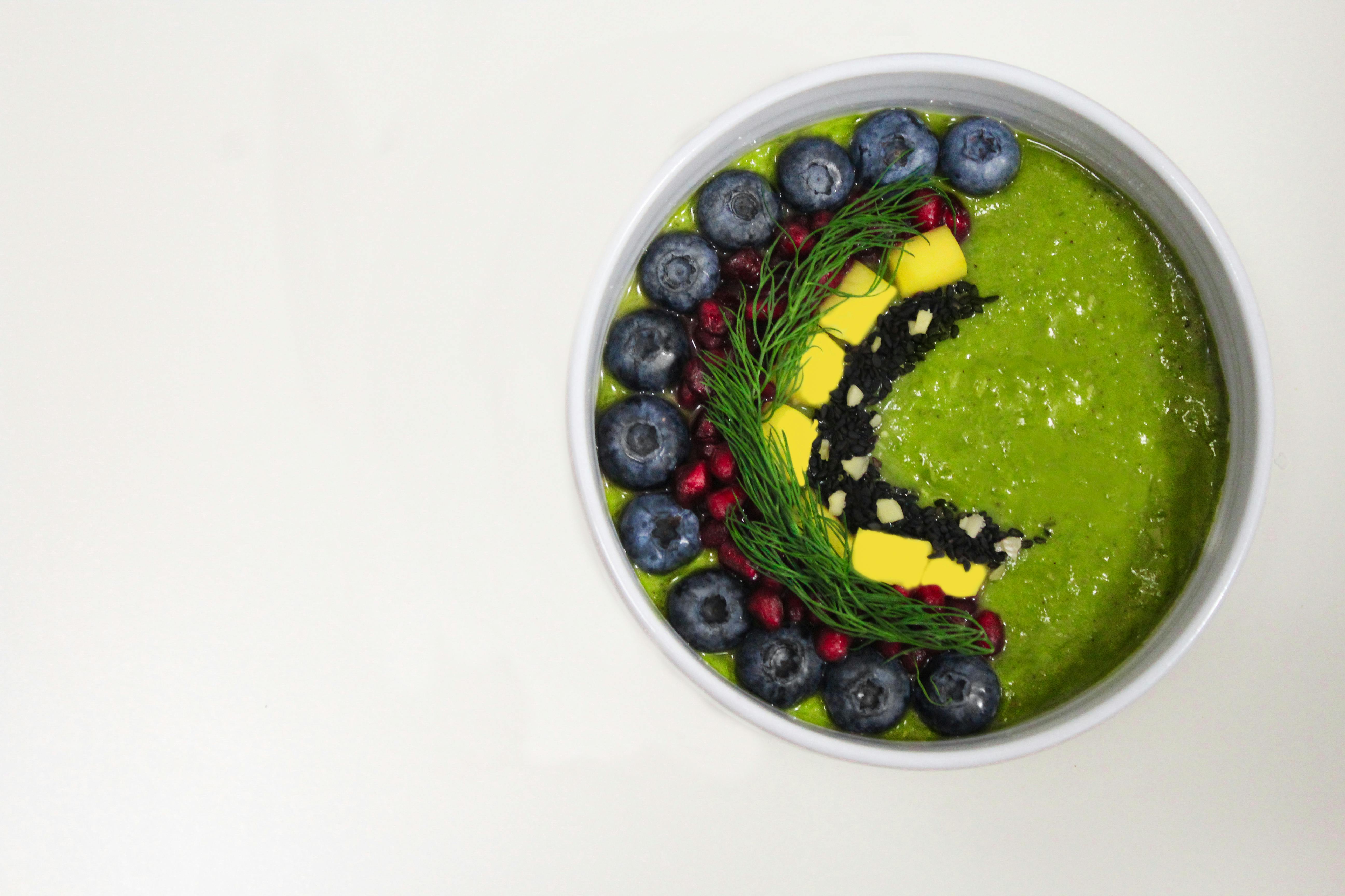 Superfood Smoothie Bowl